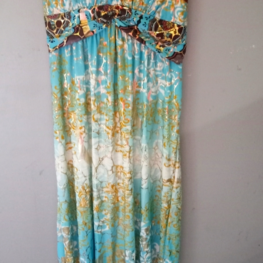 Nice Summer Dress (new with tags)